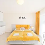 Miodowy Z Aneksem - Czarna Góra - Apartamento