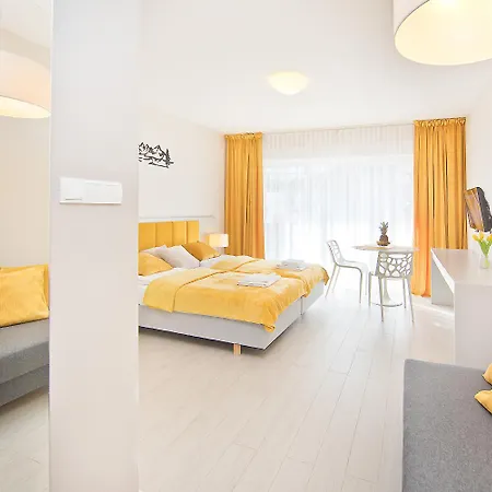 Miodowy Z Aneksem - Czarna Gora - * Sienna (Klodzko)