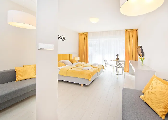 Miodowy Z Aneksem - Czarna Gora - * Sienna (Klodzko)