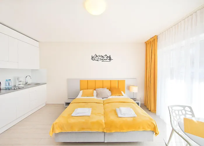 Miodowy Z Aneksem - Czarna Gora - Apartmán